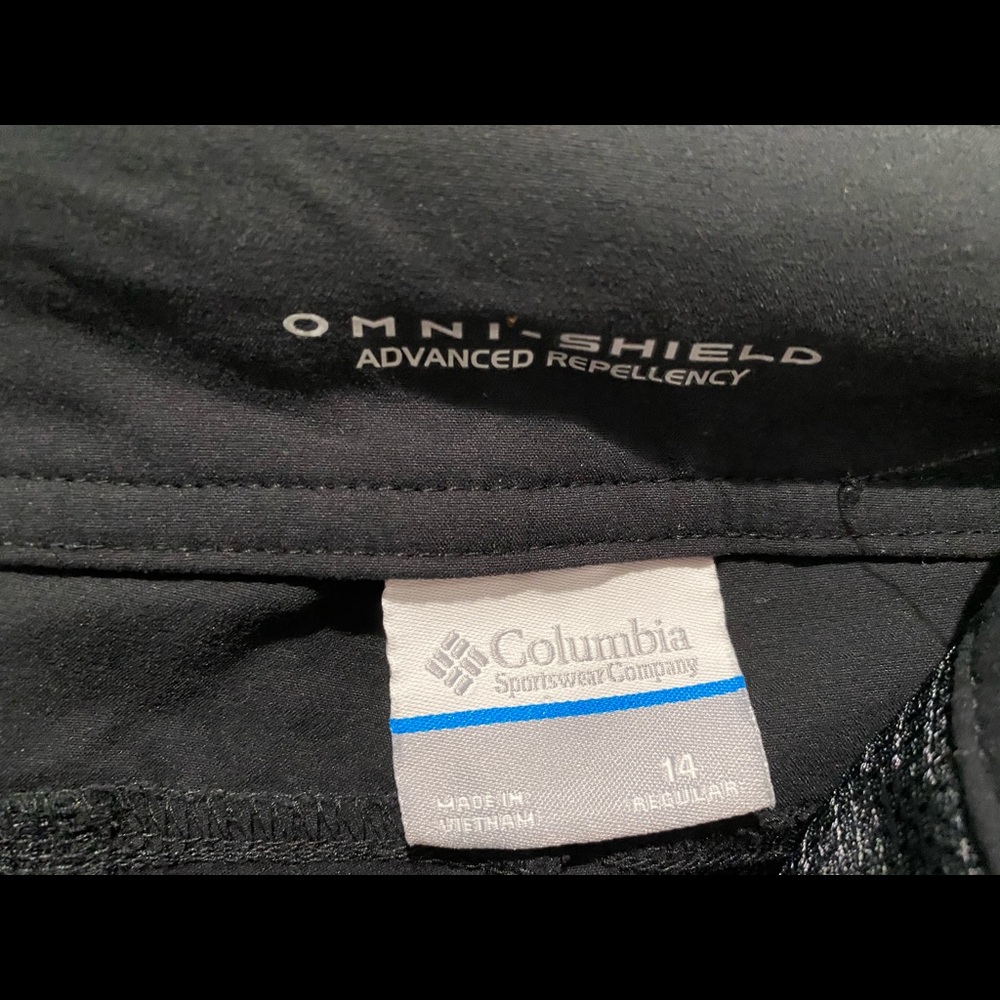 Columbia Omni Shield Advanced Repellency Pants Sz 14, waist 18.5”, inseam 31” - Picture 3 of 3